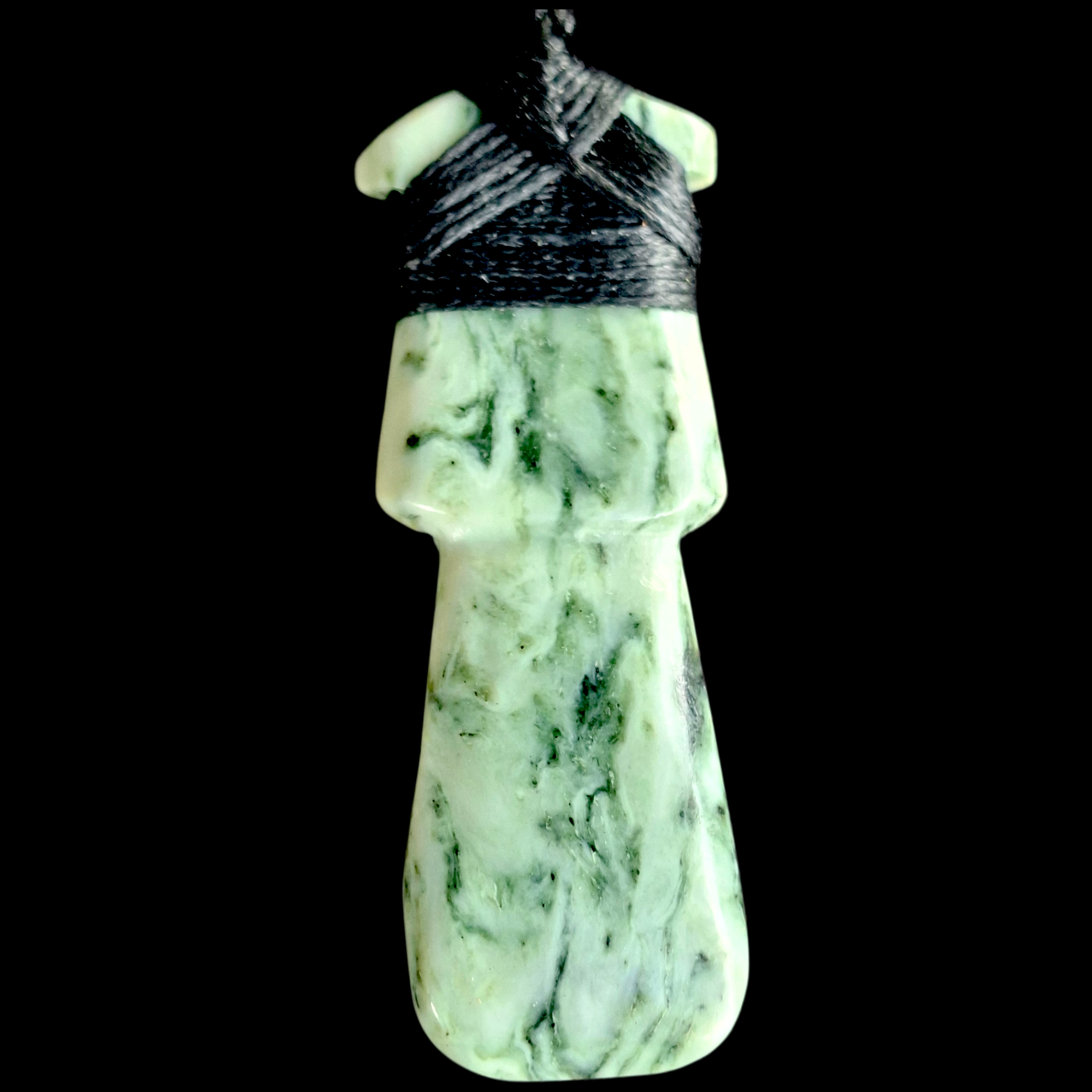 Pounamu Inanga round toki